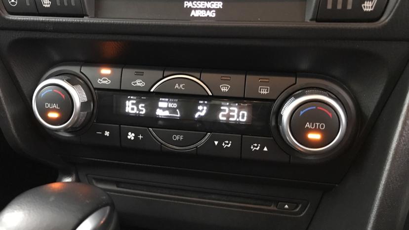 Dual Climate Control 