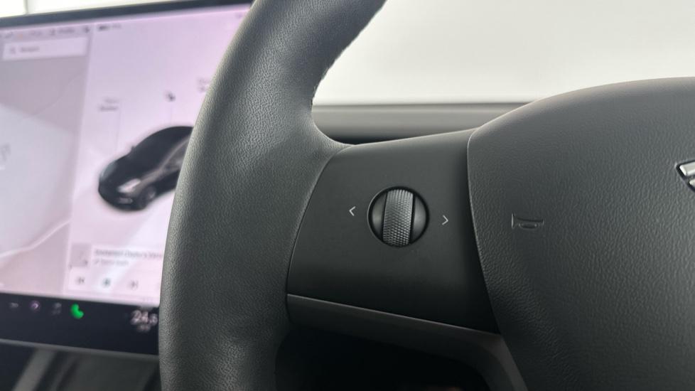 Electric Steering Wheel Adjust