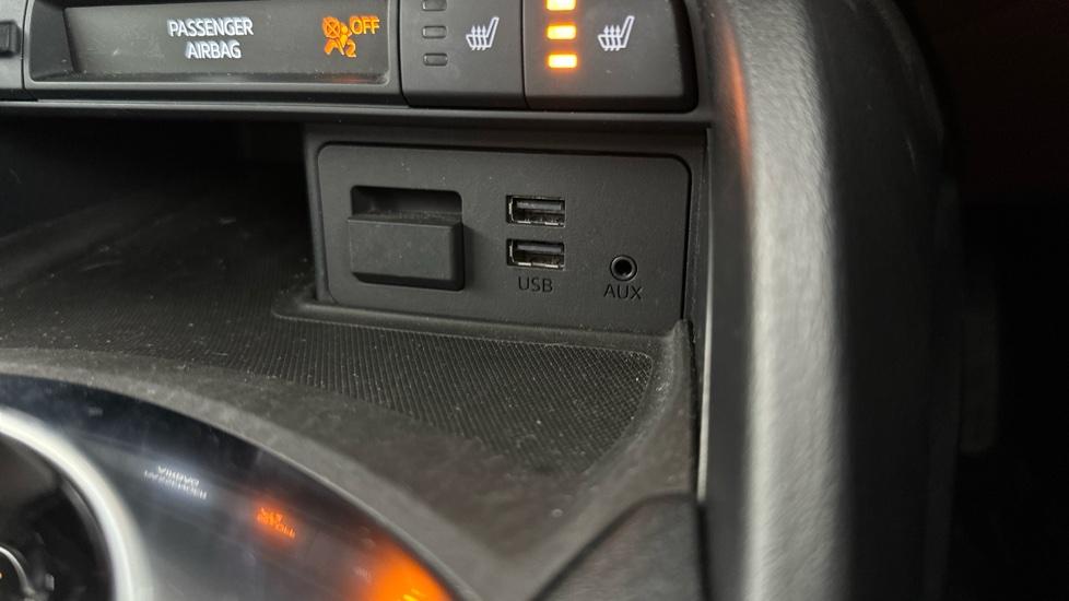 USB / AUX