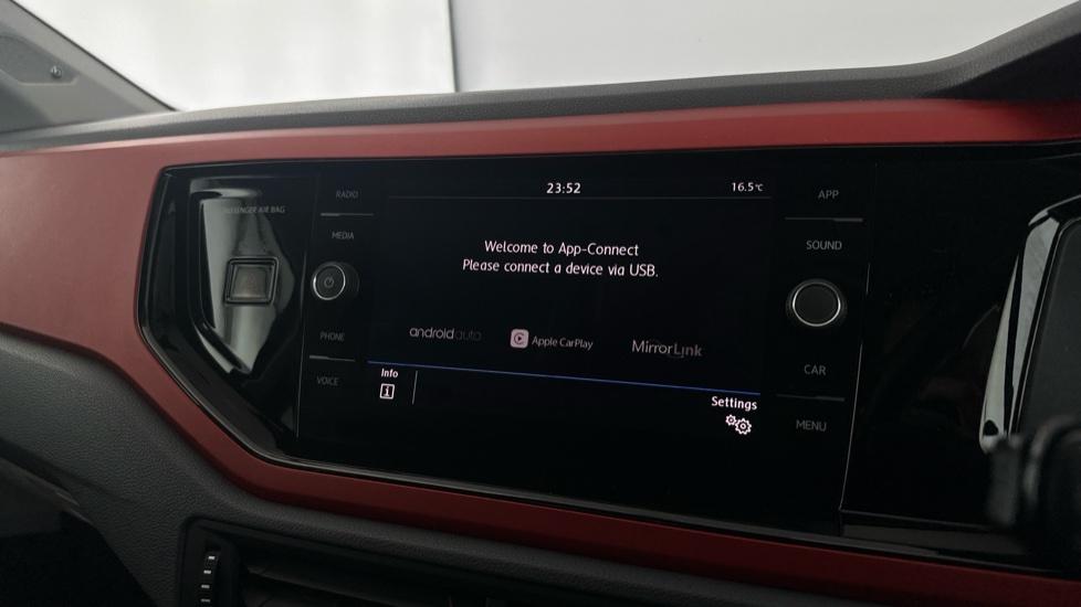 Apple Carplay / Android Auto