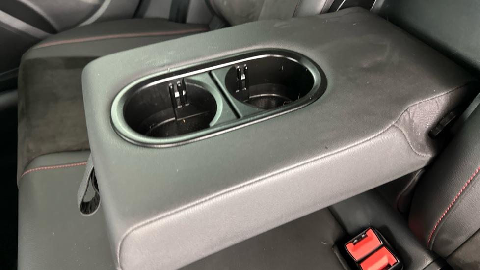 Rear Armrest/ Cup Holder