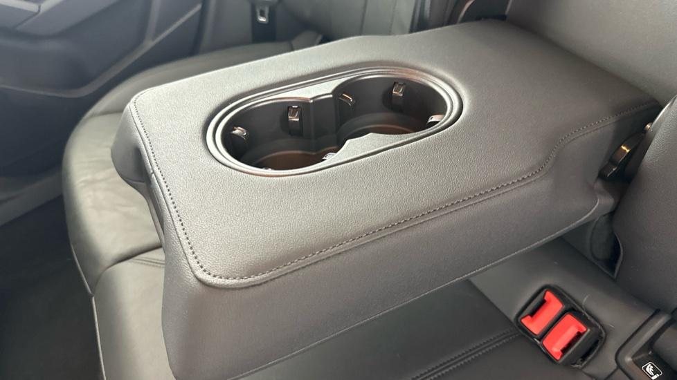 Rear Armrest/ Cup Holder