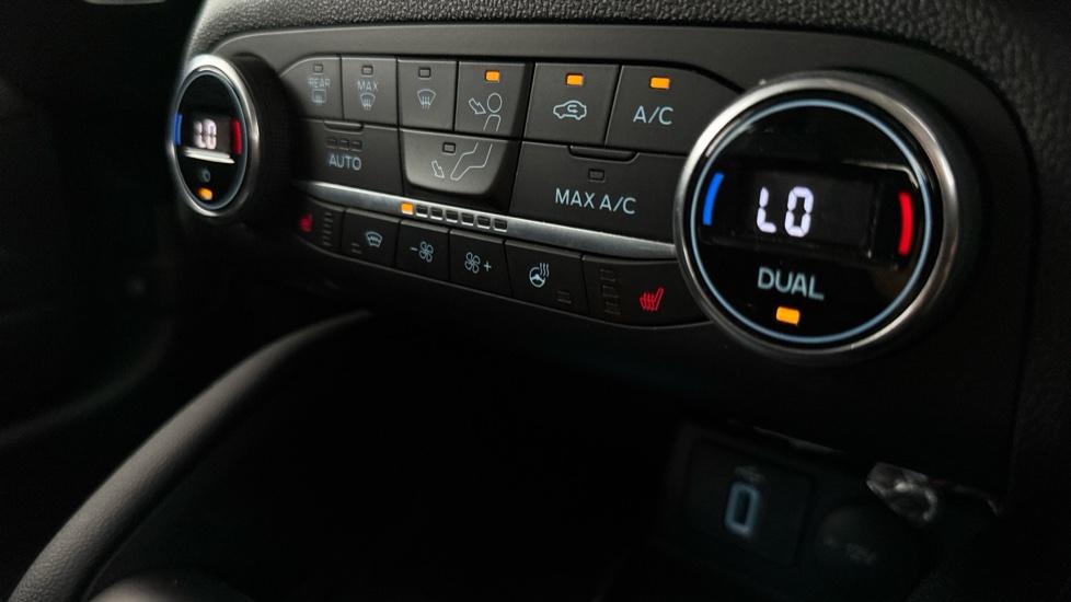 Heated Steering Wheel / Seats 