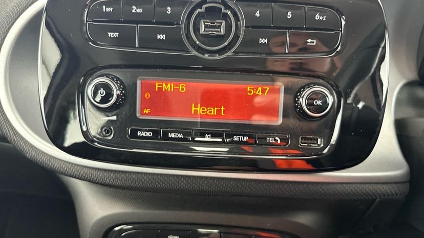 FM Radio 