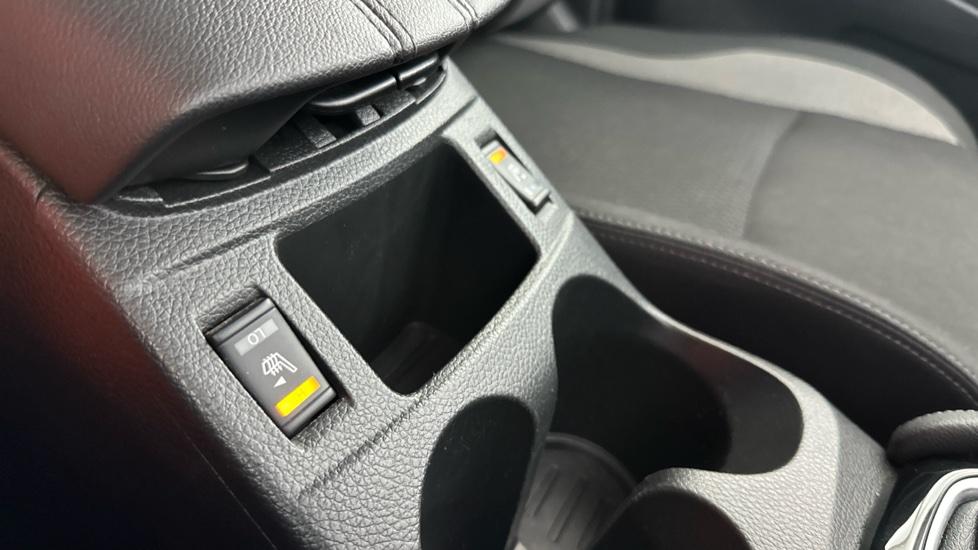 Heated / Cooling Seats 