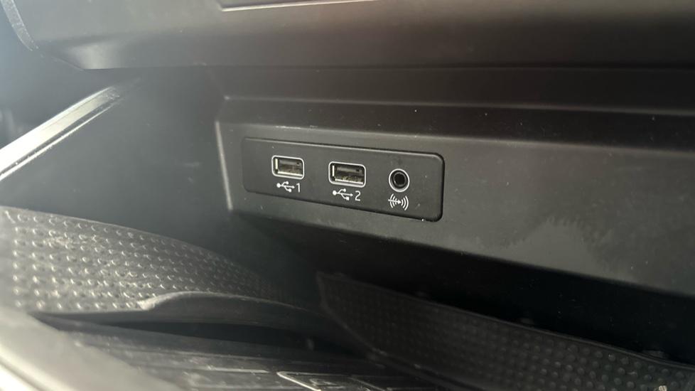 USB / AUX