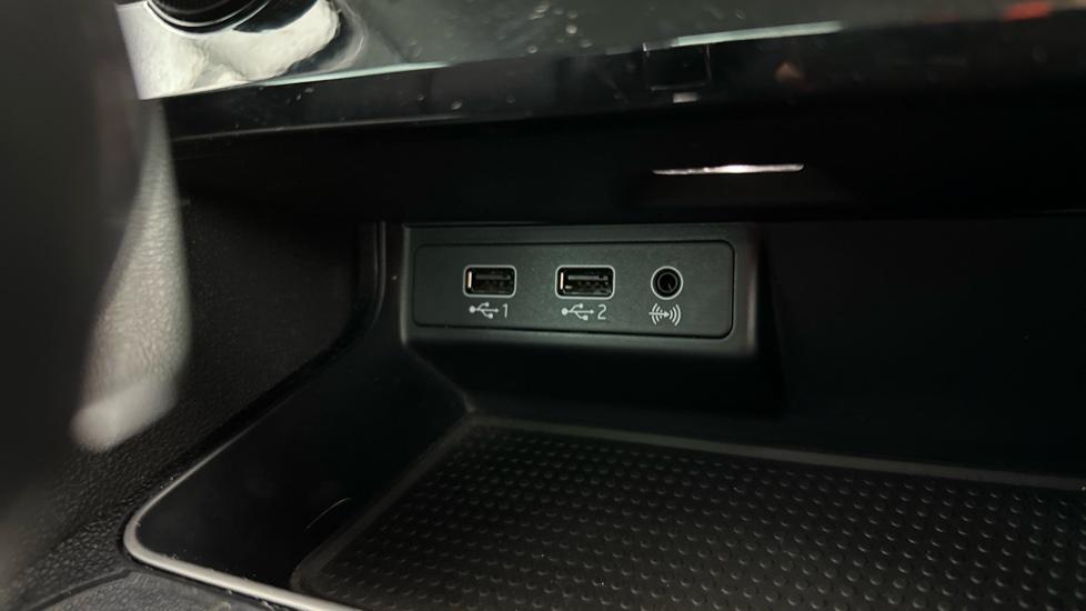 USB / AUX