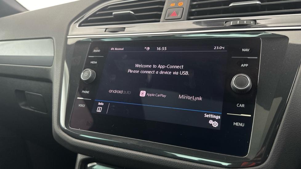 Apple Carplay / Android Auto