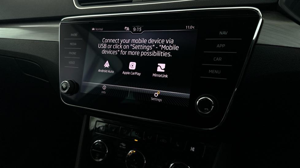 Apple Carplay / Android Auto