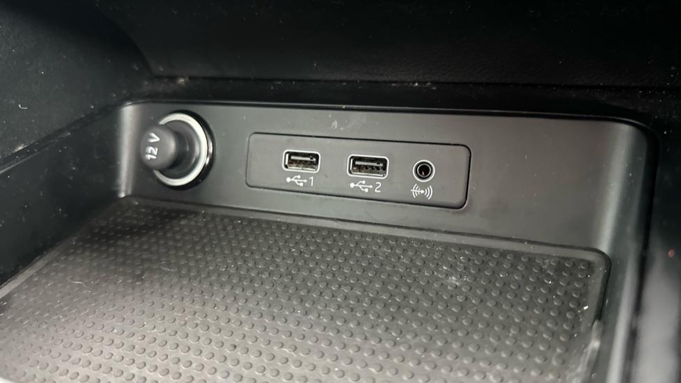 USB / AUX