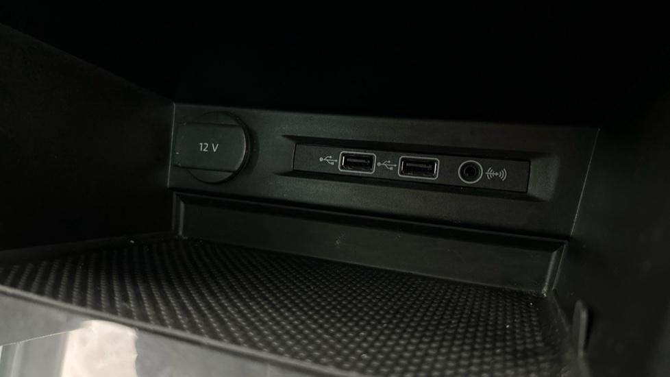 USB / AUX