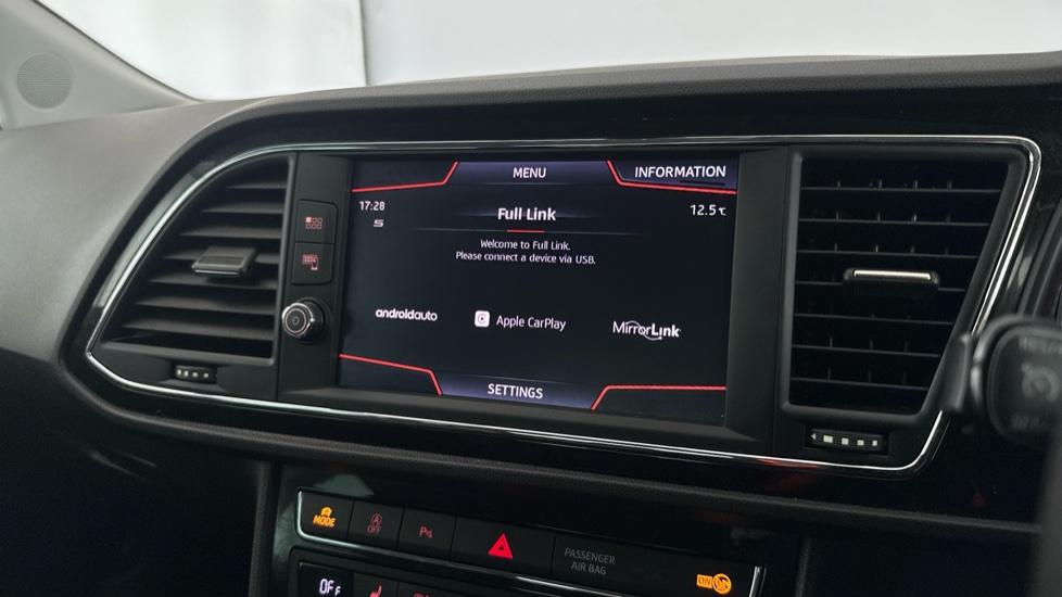 Apple Carplay / Android Auto