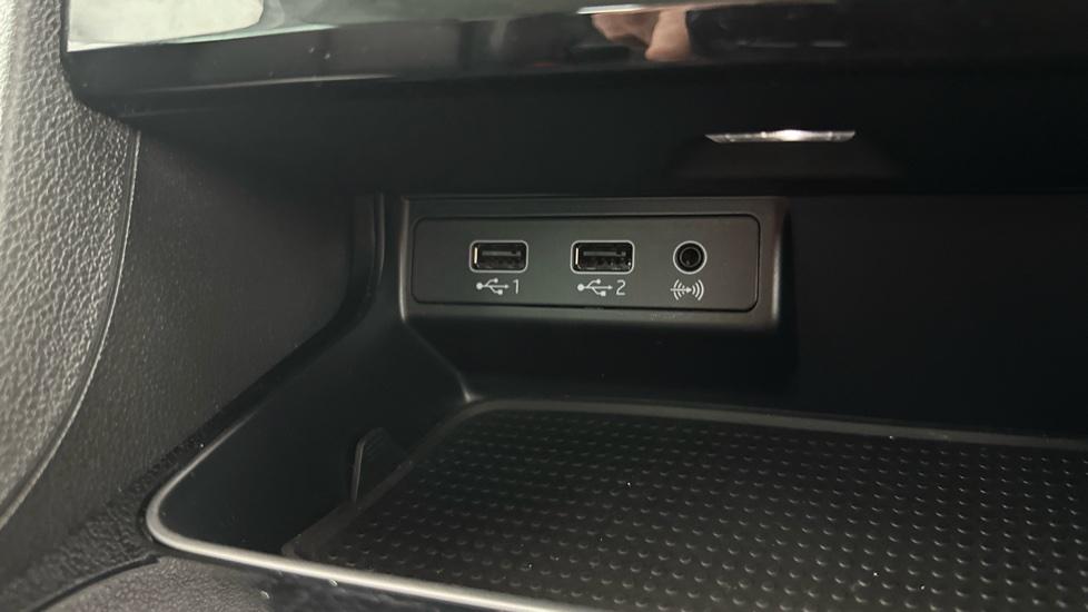 USB / AUX