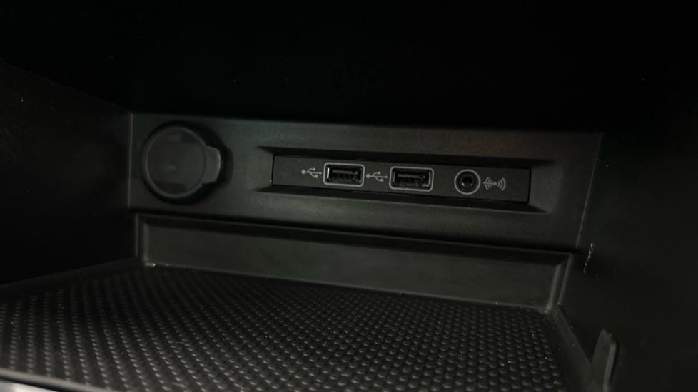 USB / AUX