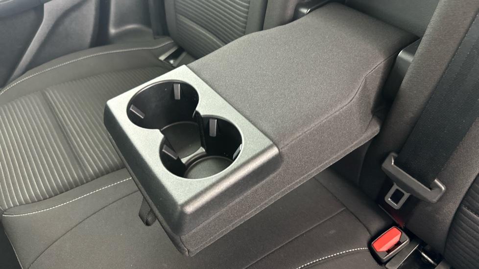 Rear Armrest/ Cup Holder