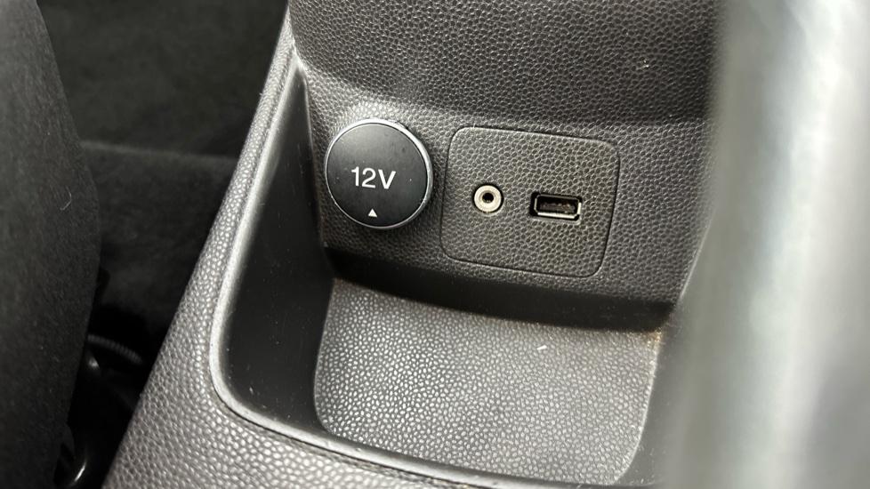 USB / AUX