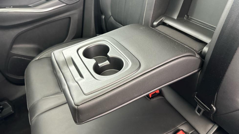 Rear Armrest/ Cup Holder