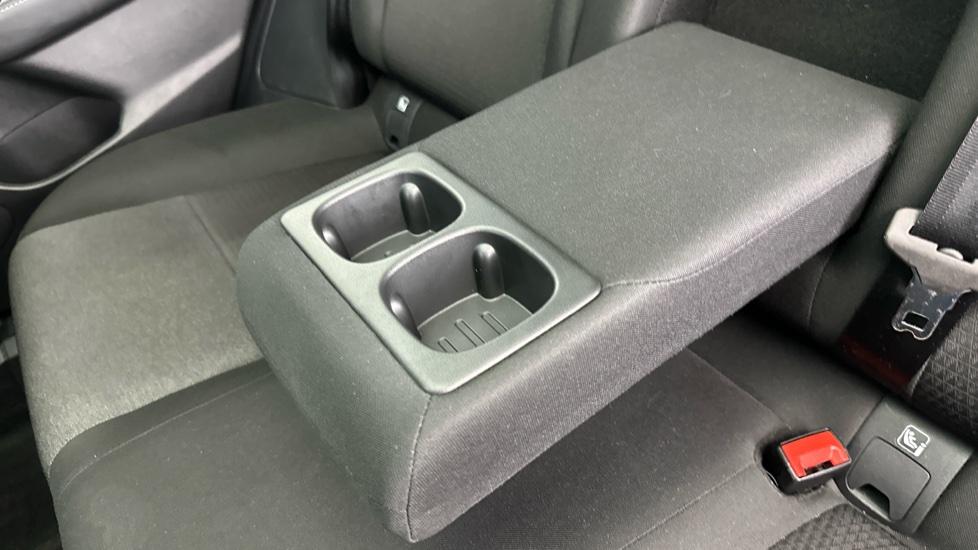 Rear Armrest/ Cup Holder