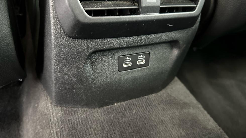 Rear USB Connection