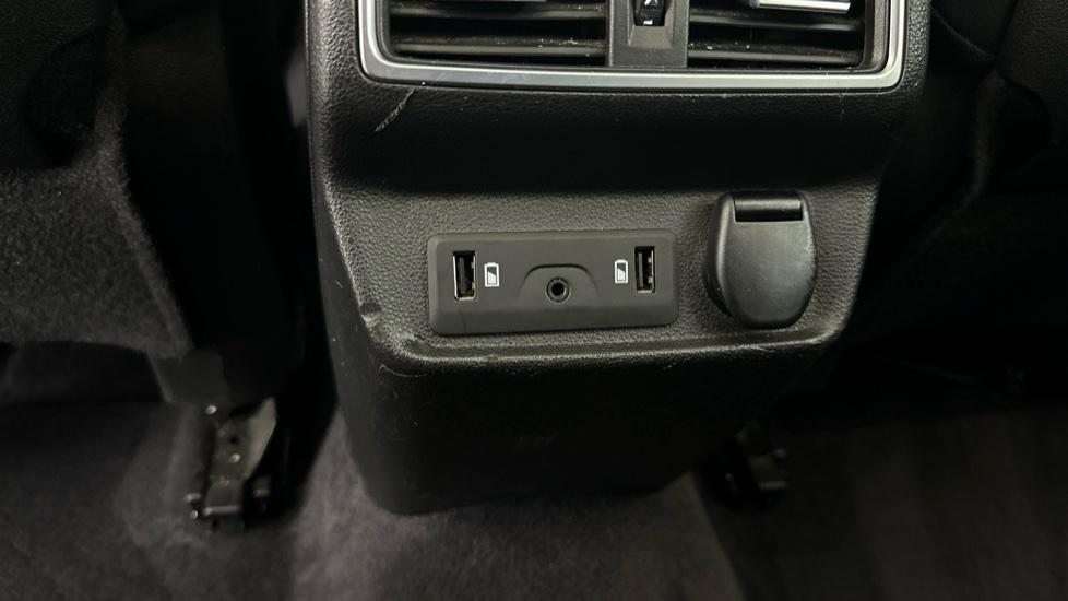 Rear USB Connection