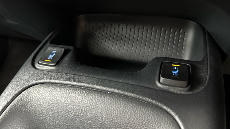 Heated / Cooling Seats