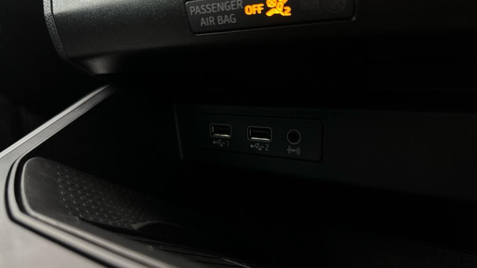 USB / AUX