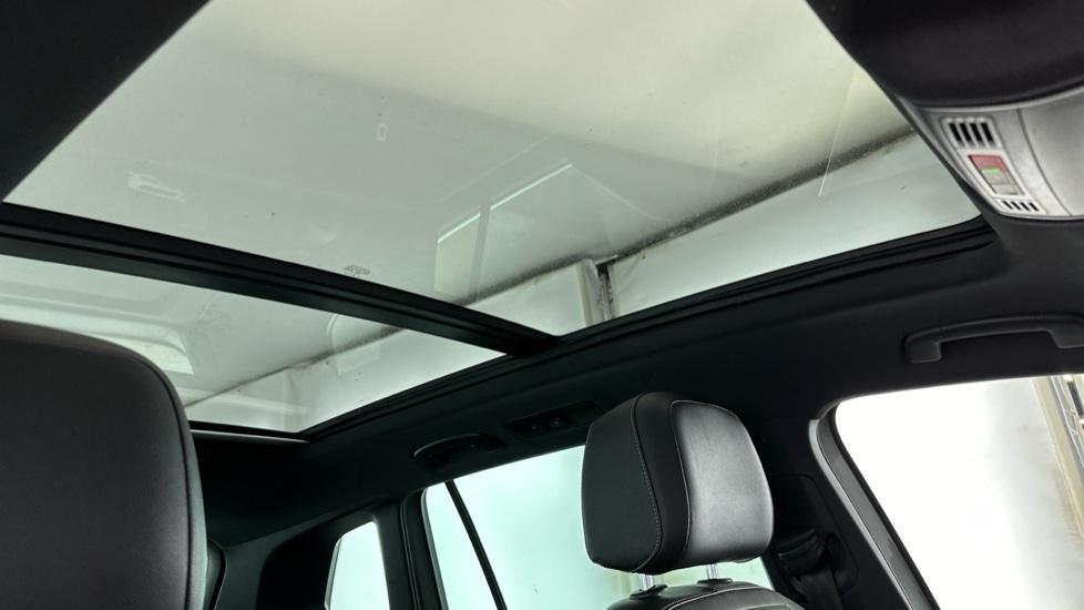 Panoramic Roof