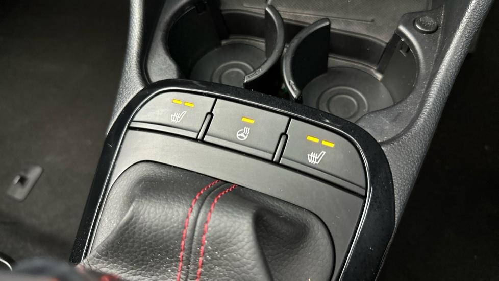 Heated Seats / Steering Wheel