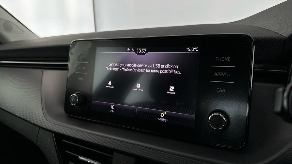 Apple Carplay / Android Auto