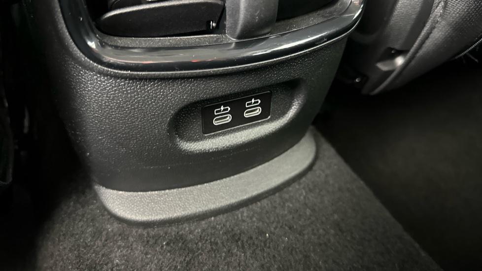 Rear USB Connection