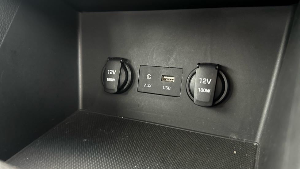 USB / AUX