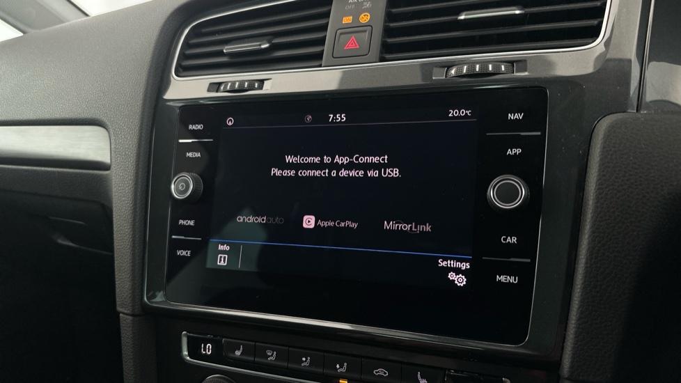 Apple Carplay / Android Auto