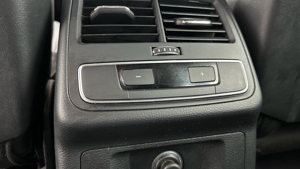 Rear Climate Control