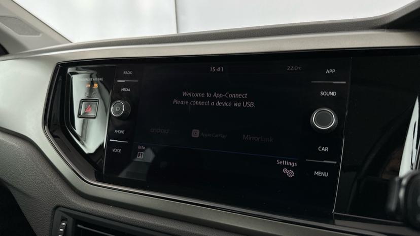 Apple Carplay / Android Auto