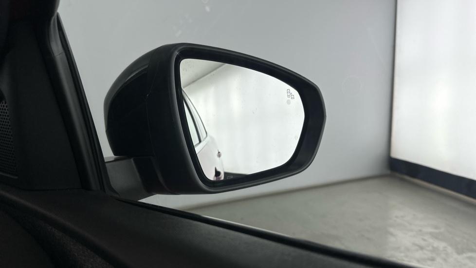 Blind Spot Monitoring System 