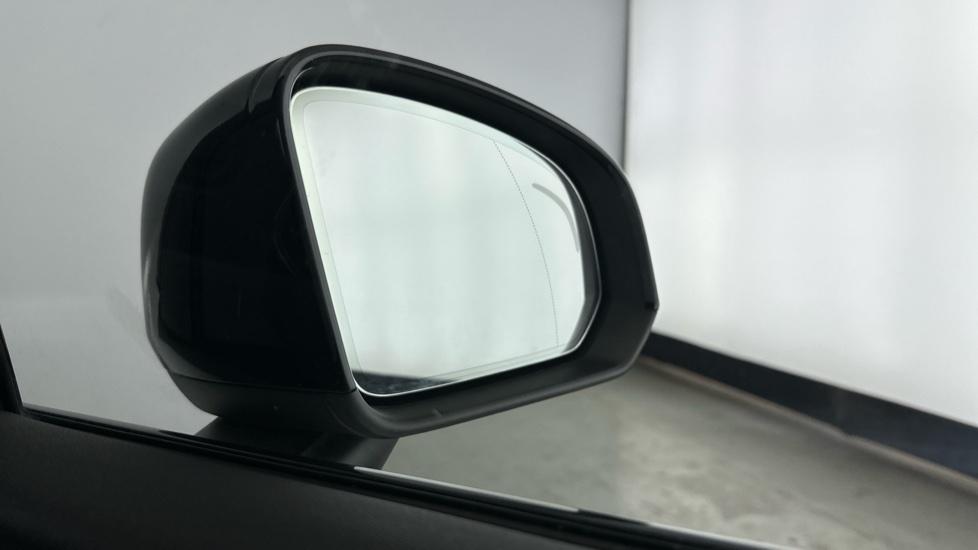 Blind Spot Monitoring System 