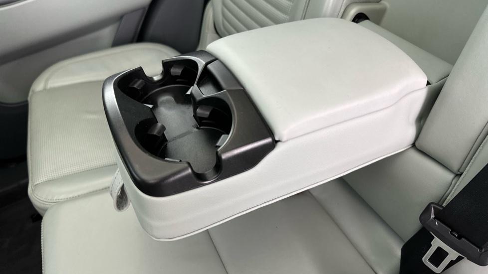 Rear Armrest/ Cup Holder