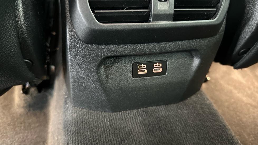 Rear USB Connection