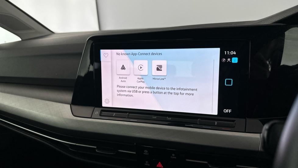 Apple Car Play & Android Auto