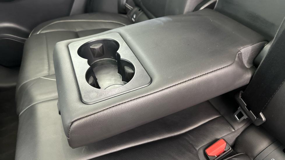 Rear Armrest/ Cup Holder