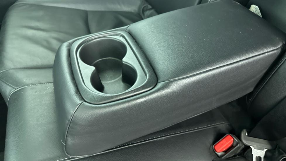 Rear Armrest/ Cup Holder