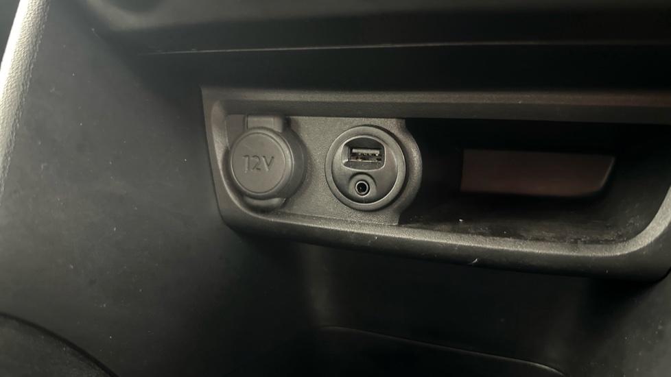 USB / AUX