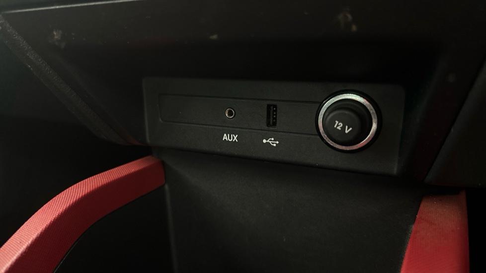 USB / AUX