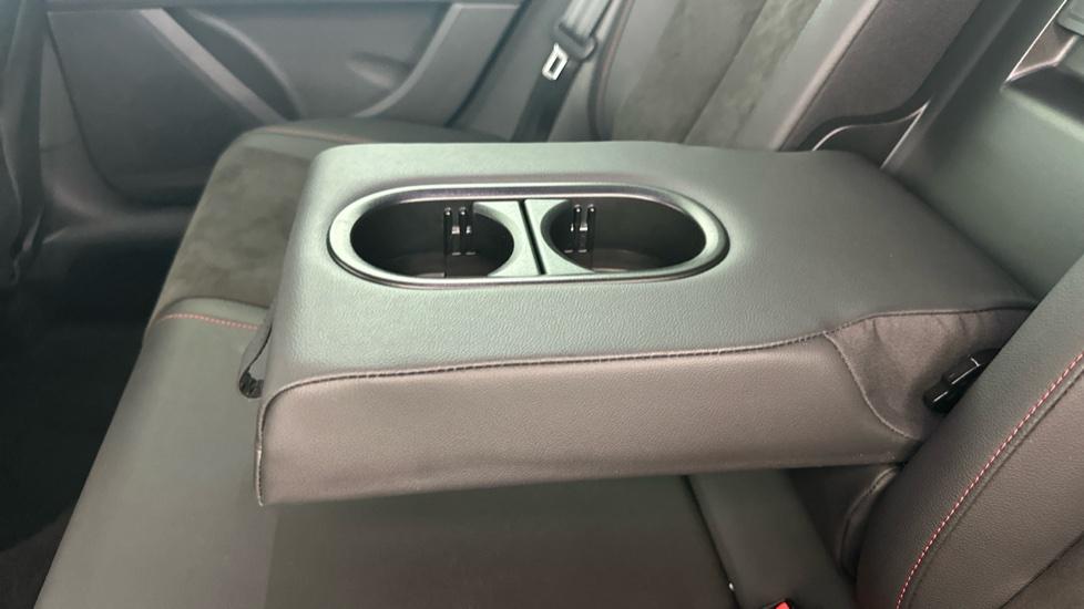 Rear Armrest/ Cup Holder