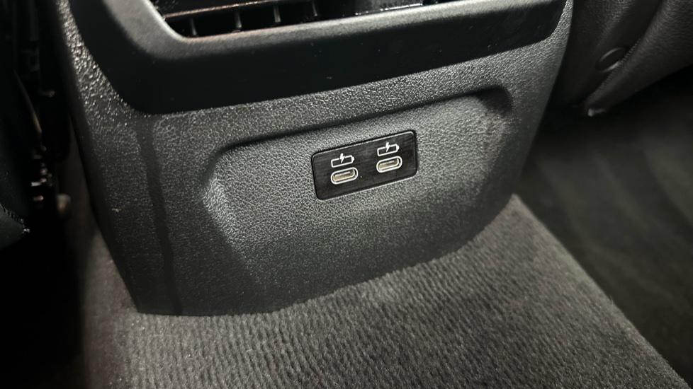 Rear USB Connection