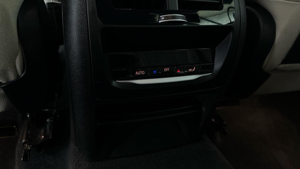 Rear Climate Control