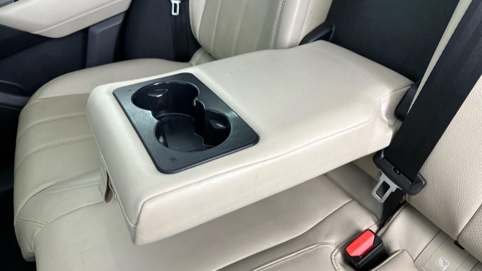 Rear Armrest/ Cup Holder