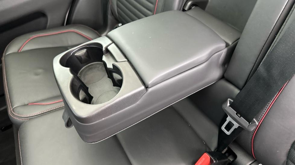 Rear Armrest/ Cup Holder