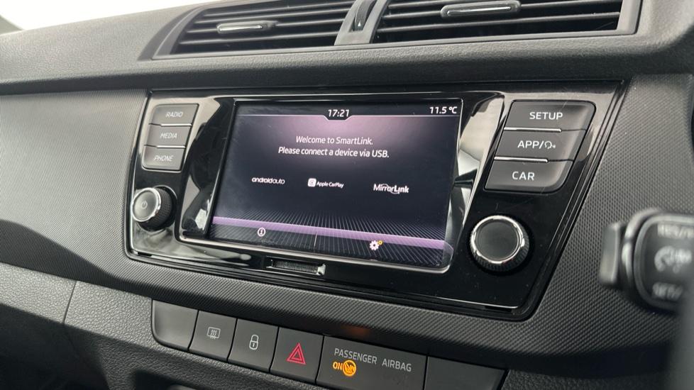 Apple Carplay / Android Auto