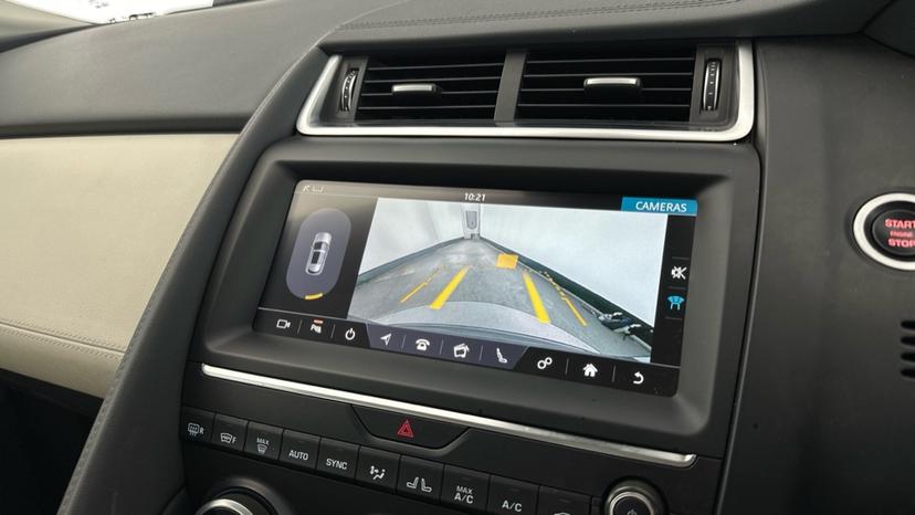 Rear View Camera and Park Pilot 